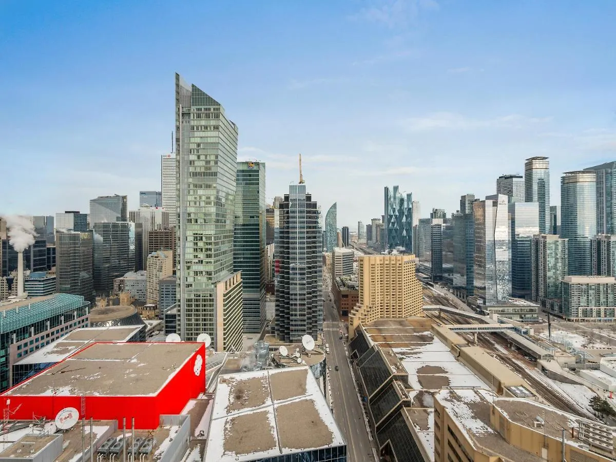 Designer 2Br + Study Condo, Ed - Cn Tower View Toronto 0*,  Canada