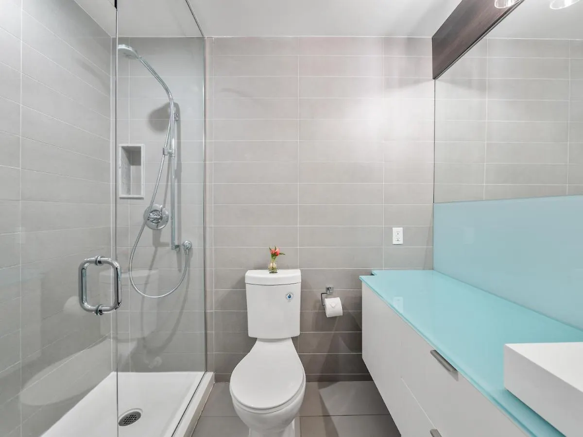 Apartment Designer 2Br + Study Condo, Ed - Cn Tower View Toronto Canada